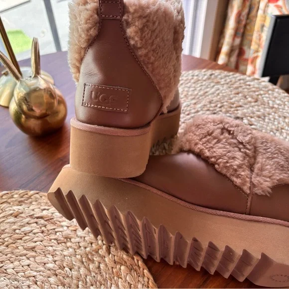 UGG Tan Shearling Winter Boots - Picture 8 of 8